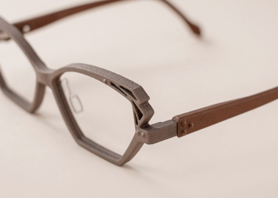 Tarume Lovestory eyewear frame